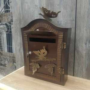 Кованые адресные таблички и почтовые ящики