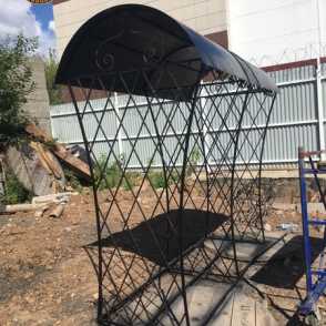 Кованый навес под дрова 3