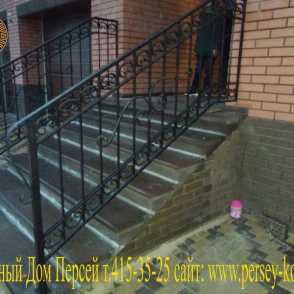 Кованые уличные ограждения на крыльцо 3