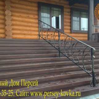 Кованые уличные ограждения на крыльцо 4