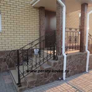 Кованые лестничные ограждения на крыльцо 9