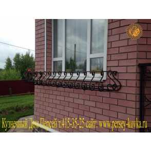 Кованая цветочница 11