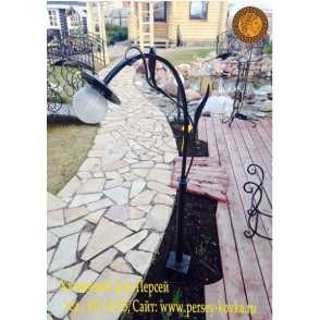 Кованый фонарь наземный большой 4