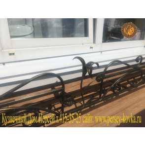 Кованая цветочница 9