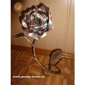 Кованая роза 1