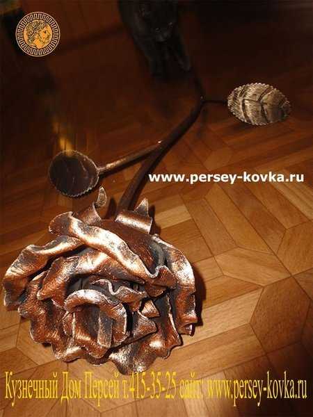 Кованая роза 2