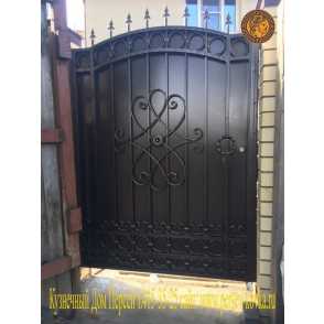 Калитка с элементами ковки 4