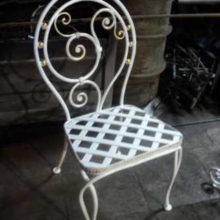Фото кованых стульев