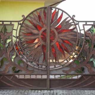 Кованые ворота - изысканное украшение вашего дома!