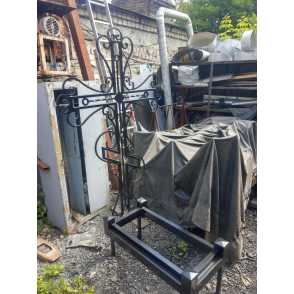 Кованый крест 7