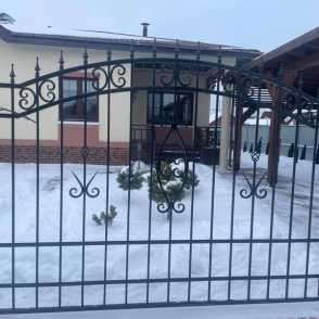 Ковано-кирпичный забор 27