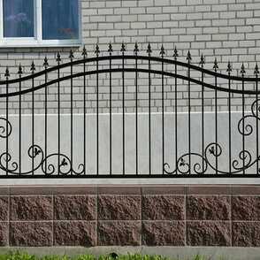 Ковано-кирпичный забор 21