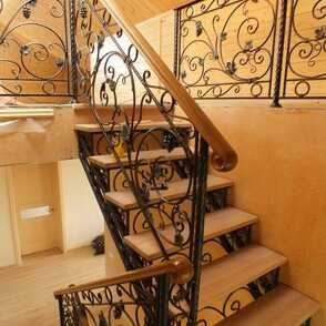 Кованая лестница 4