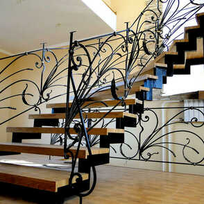 Кованая лестница 8