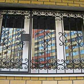 Решетка на окно распашная 21