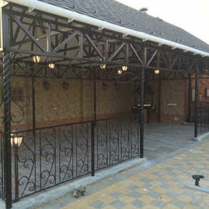 Кованый навес для террасы 17