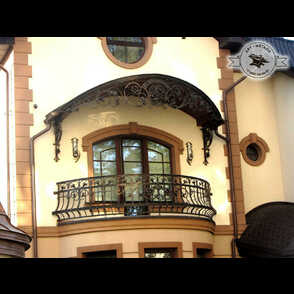 Кованый навес для балкона 21