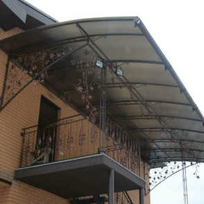 Кованый навес для балкона 22