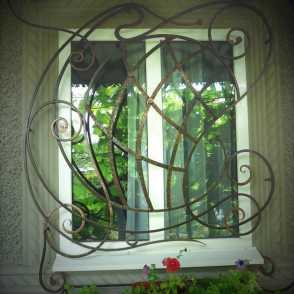 Кованая решетка 12
