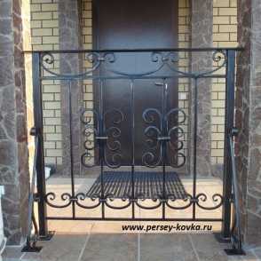 Кованое уличное ограждение 10