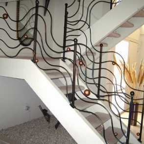 Кованые перила для лестниц 36