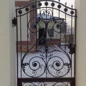 Кованая калитка 28