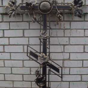 Кованый крест 