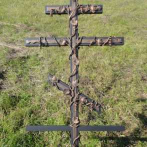 Крест на могилу 9