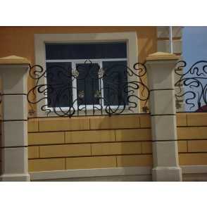 Кованый кирпичный забор 6