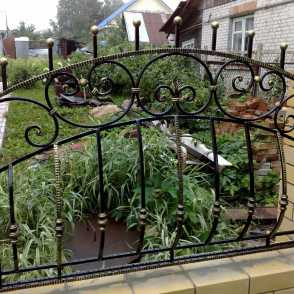Ковано-кирпичный забор 11