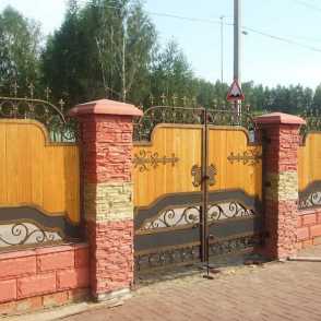 Кованый кирпичный забор 16