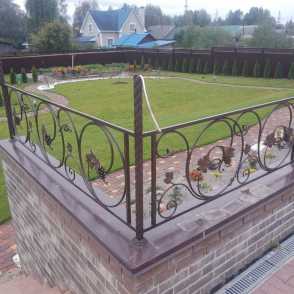 Ковано-кирпичный забор 19