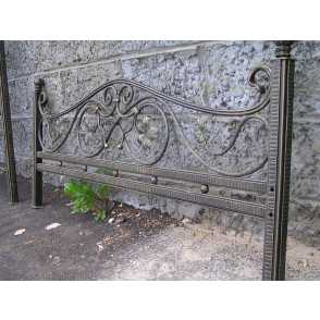 Кованое изголовье кровати 9