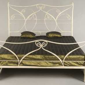 Кованое изголовье кровати 11