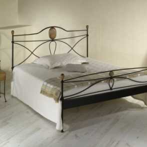 Кованое изголовье кровати 32