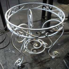 Кованый стол 04