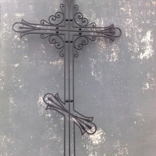 Фото кованых крестов КД Персей