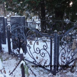 Кованые ограды для могил КД Персей