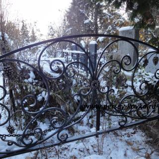 Кованые ограды для могил КД Персей Кованые ограды для могил КД Персей