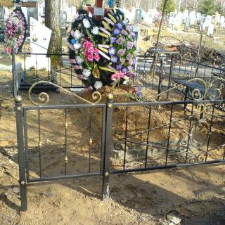 Кованые ограды для могил КД Персей