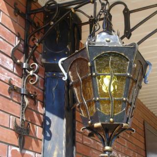 Фото кованых фонарей для улицы КД Персей