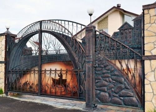 Кованые ворота с оригинальным дизайном