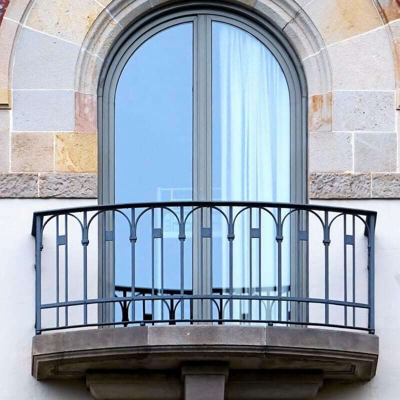 Как выглядит французский балкон фото